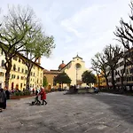 Mazzetta Adapartment Collection * Florence